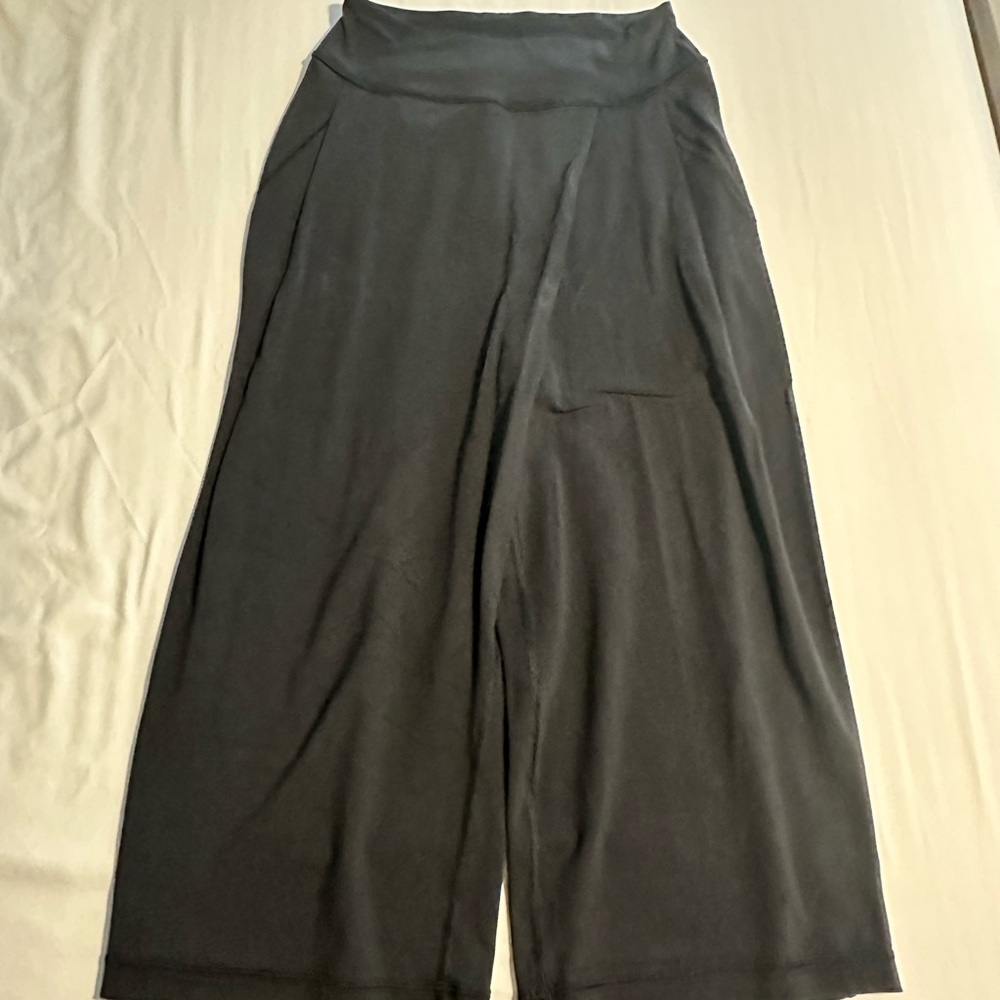 Black Wide-Leg Pants